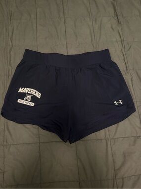 Manchester valley high school Under Armour navy blue field hockey shorts Size L
